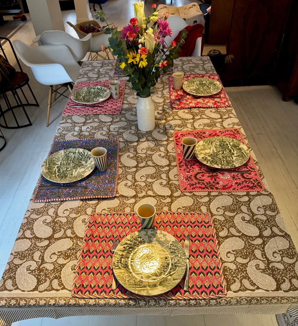 Nappe rectangulaire en coton blockprint motif paisley beige 1,50 X 2,25 m