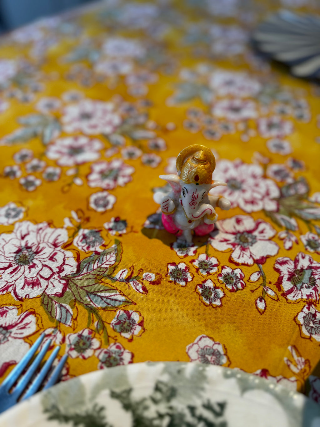 Nappe carrée en coton blockprint impression florale multicolore 1,50 X 1,50 m