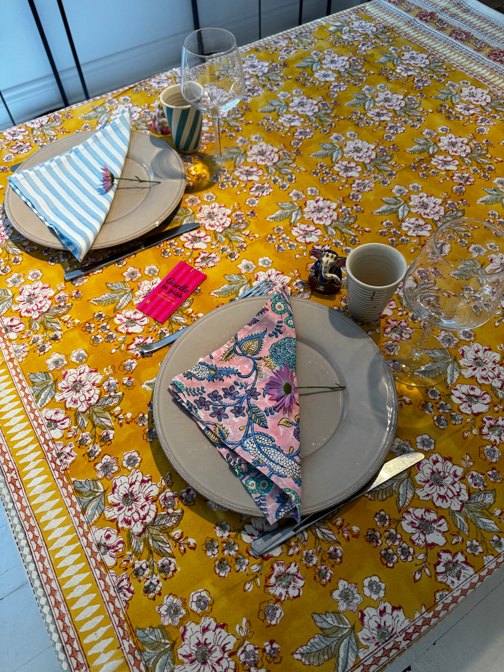 Set de 2 serviettes de table dépareillées