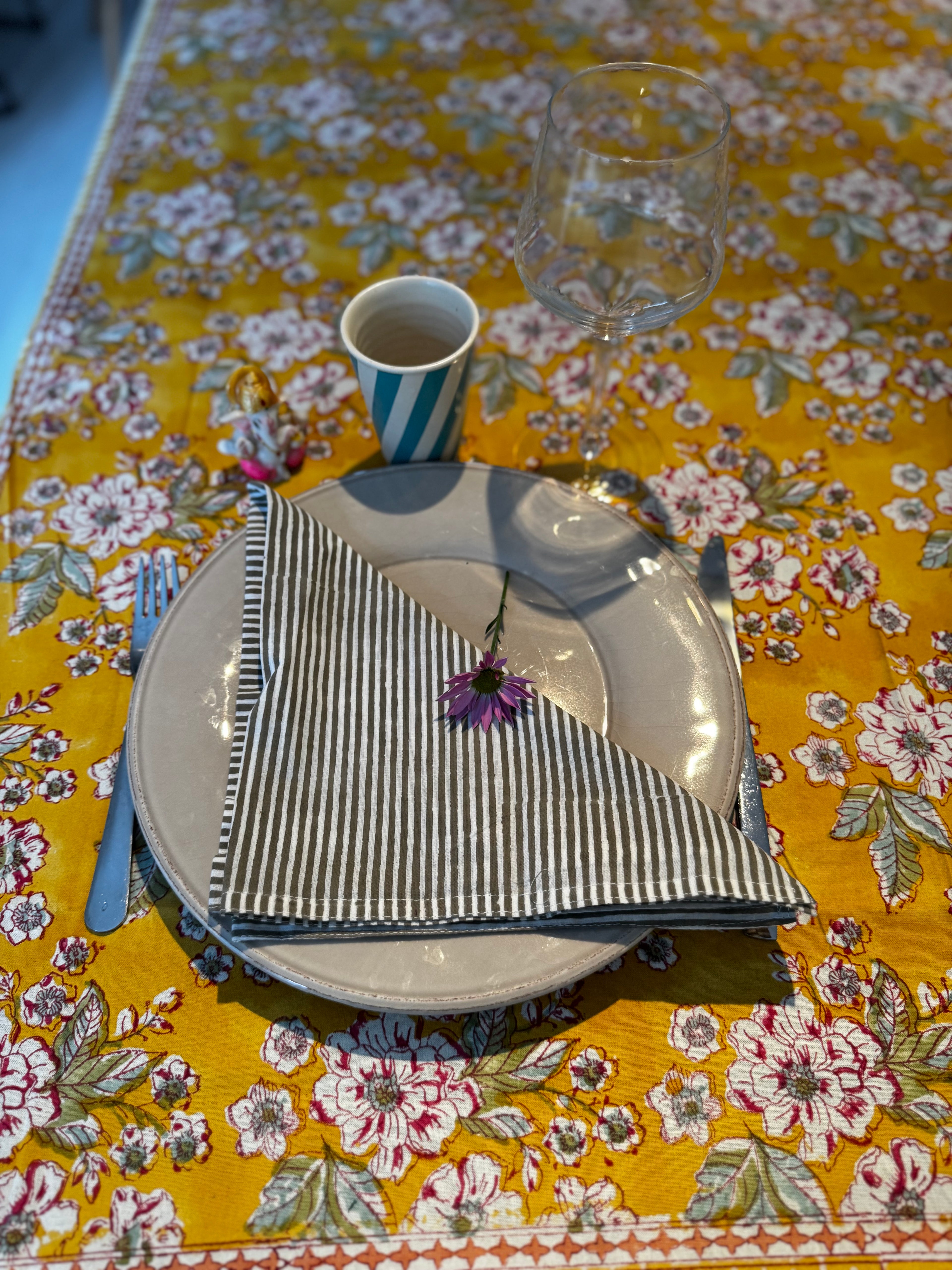 Set de 2 serviettes de table dépareillées