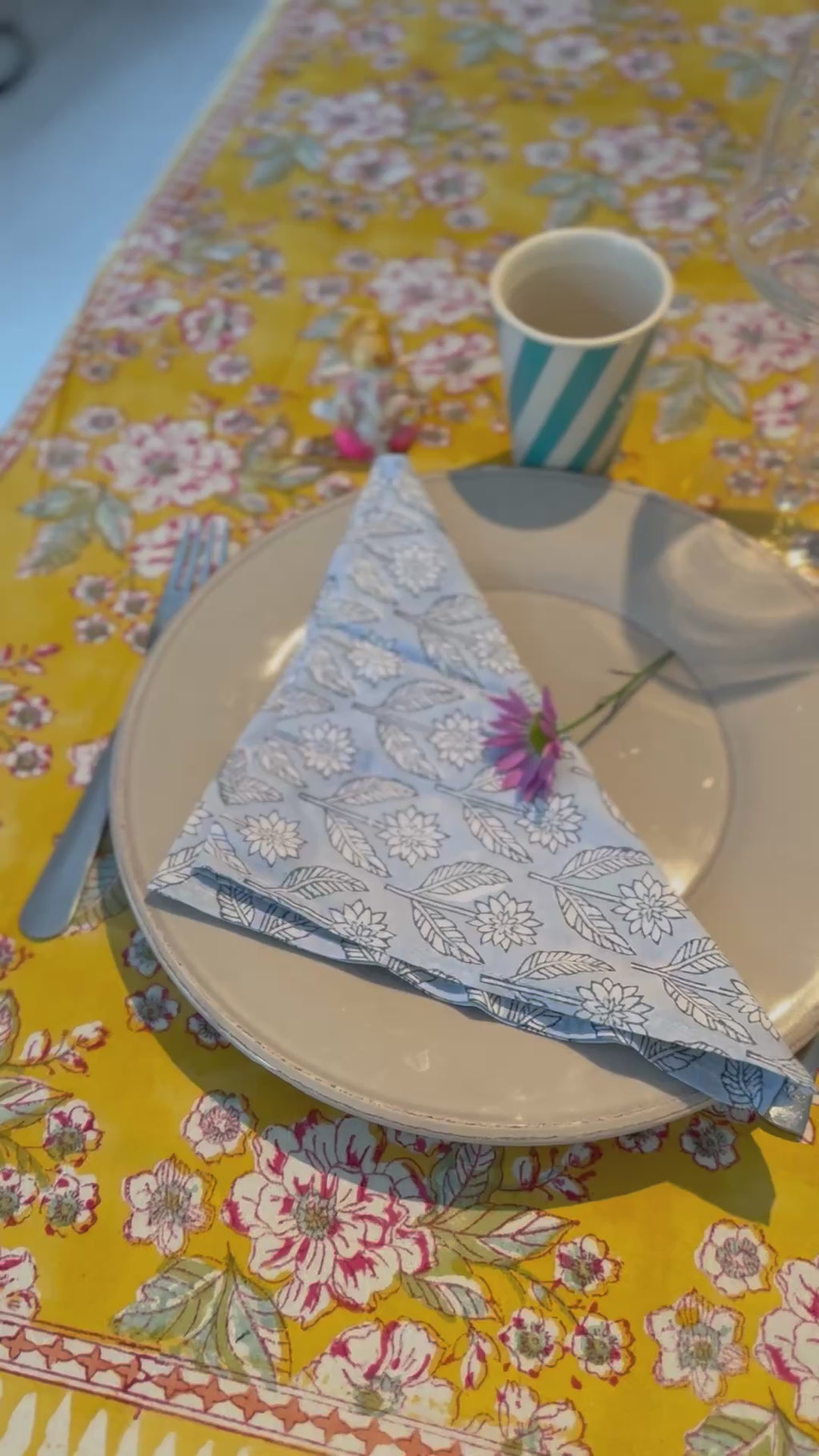 Set de 2 serviettes de table dépareillées