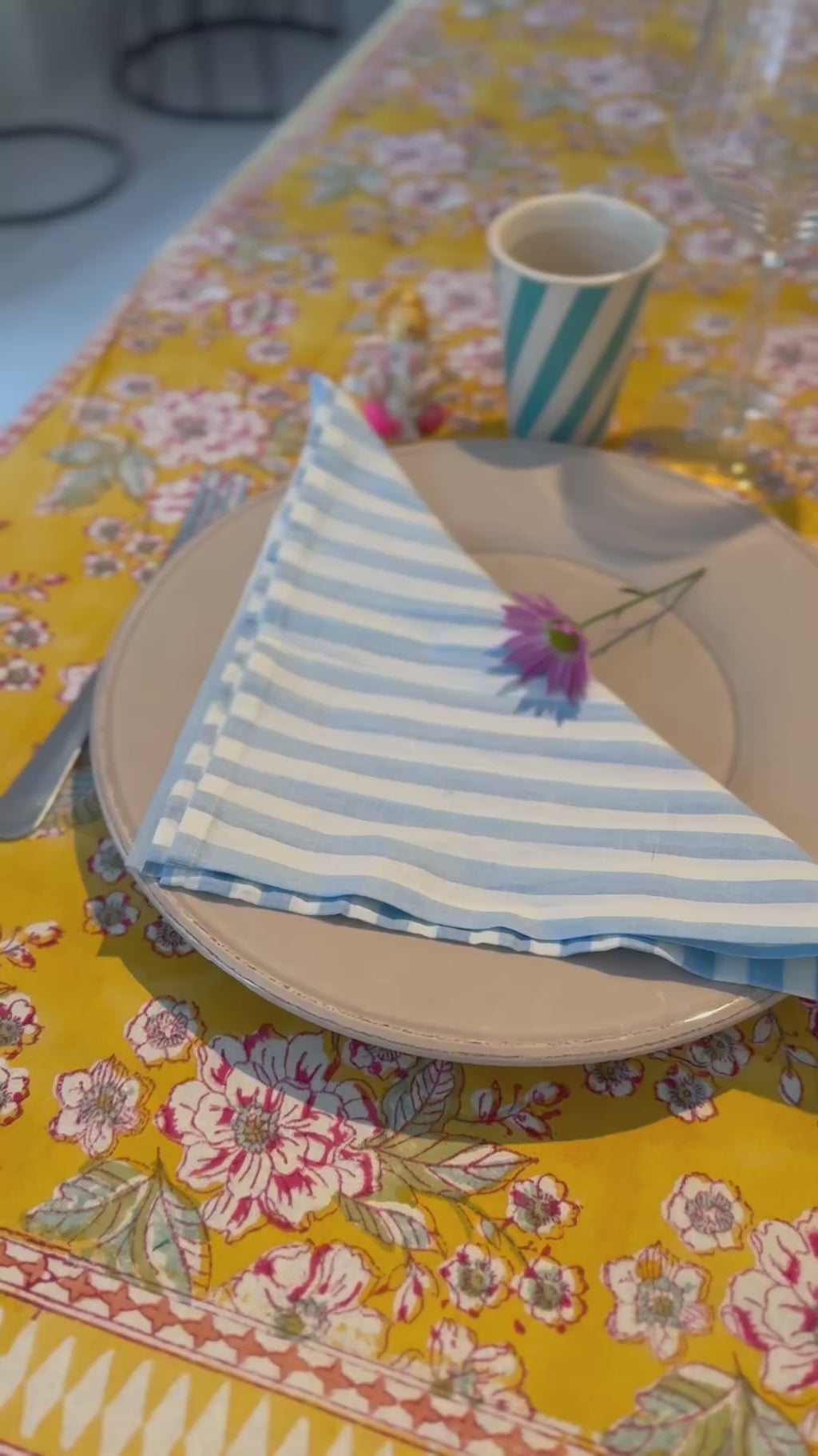 Set de 2 serviettes de table dépareillées